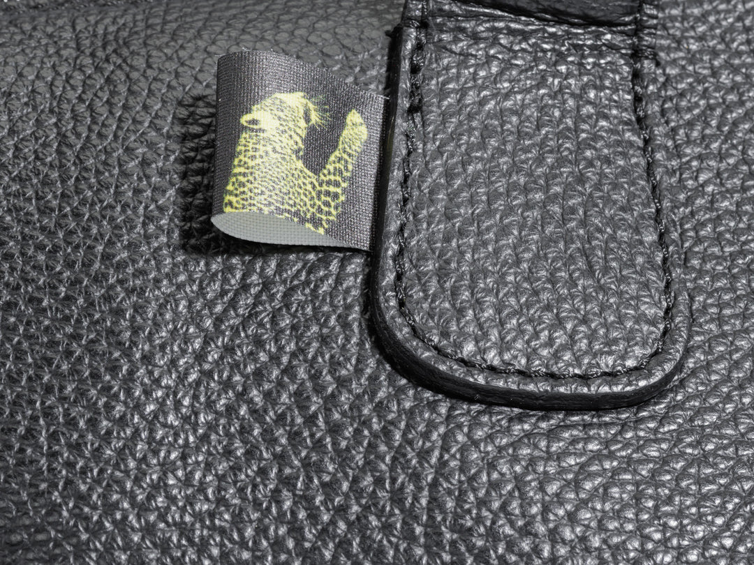 LovelyElement (noir) Swiss Made